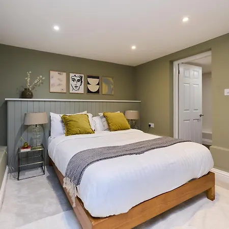 The Brondesbury Park - Sparkling 3Bdr Flat With Garden London Exterior photo