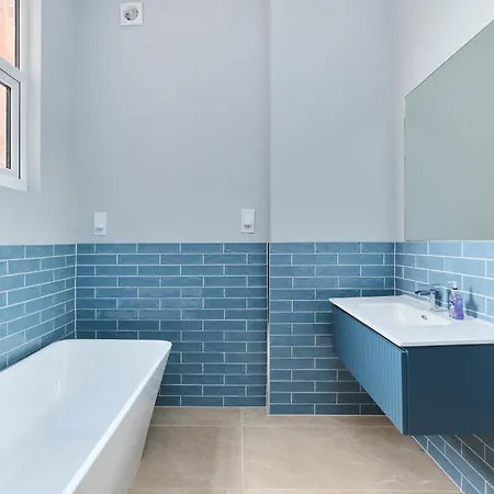 The Brondesbury Park - Sparkling 3Bdr Flat With Garden London Exterior photo