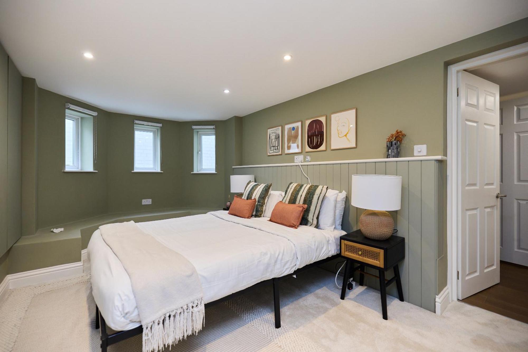 The Brondesbury Park - Sparkling 3bdr Flat With Garden * London